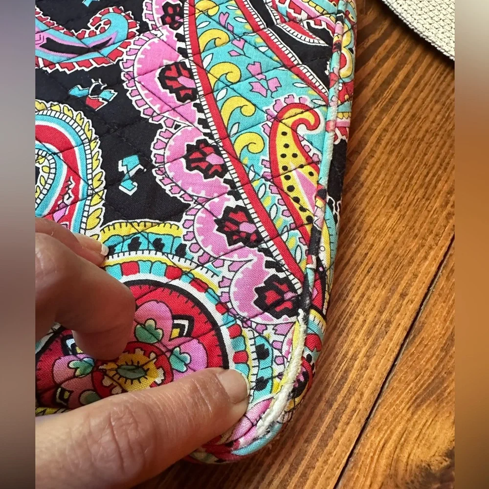 Vera Bradley Black Paisley iPad Mini Case 🌺